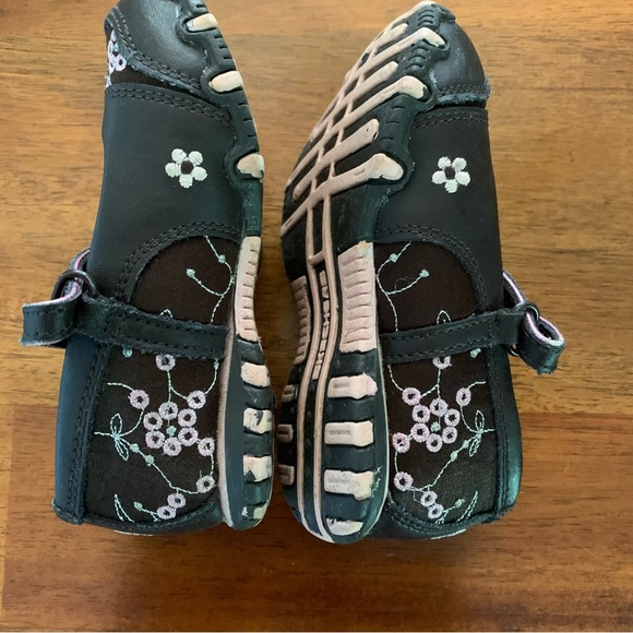 Skechers Toddler Shoes - Picture 5 of 7
